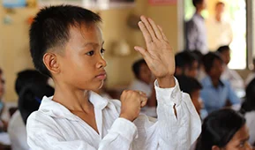 DEVELOPING CAMBODIAN SIGN LANGUAGE